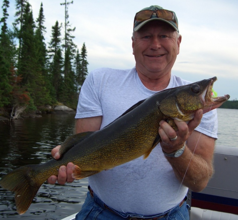 Fishing and Travel report to Ear Falls, Ontario, Canada - Woman